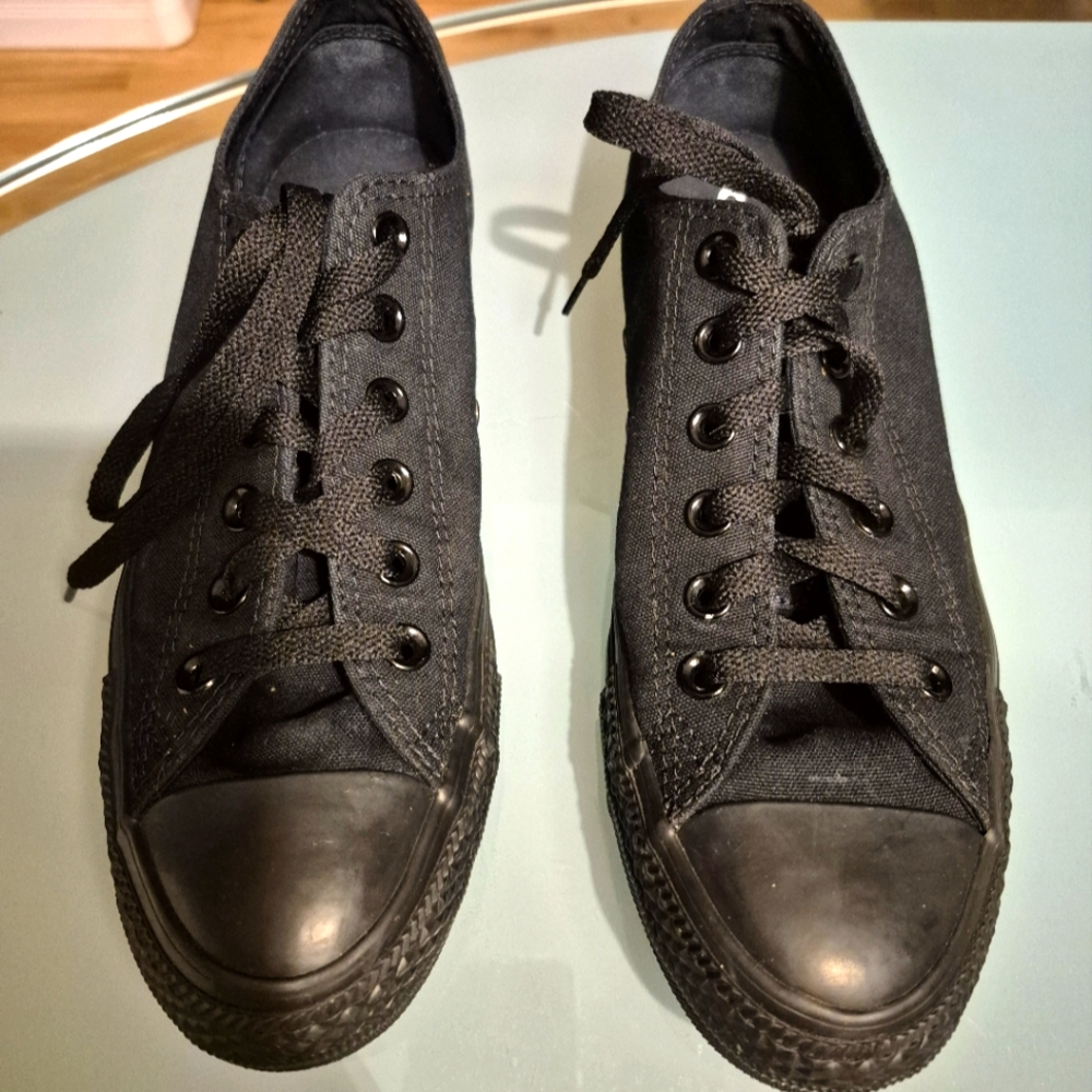 Converse runners